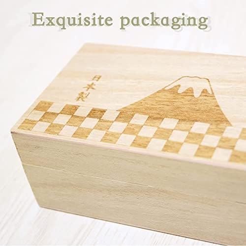 סט סאקה יפנית פוג'י הר פוג'י קרמיקה סאקה עם קופסת מתנה עדינה, מיוצר ביפן, סט של 2